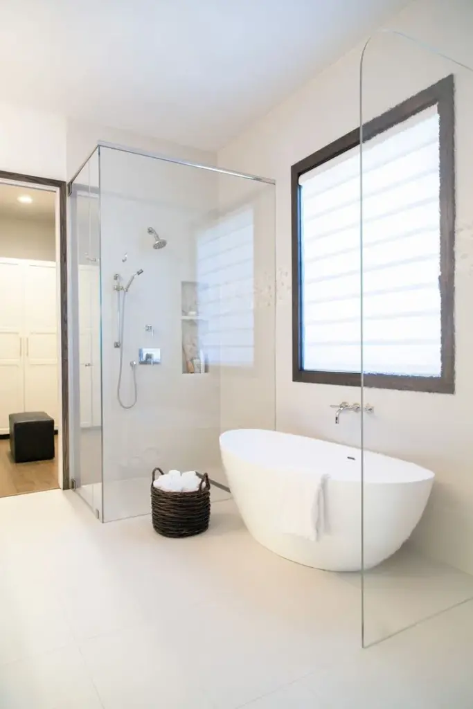 Rifare il bagno a Roma: quali permessi servono?